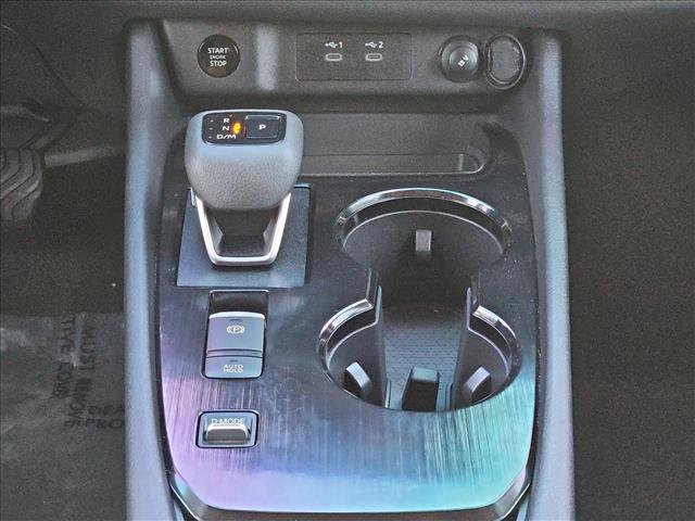 Used 2024 Nissan Rogue S FWD image 12
