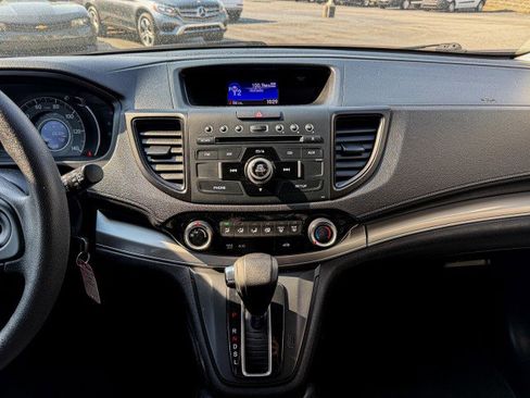 Used 2015 Honda CR-V LX image 9