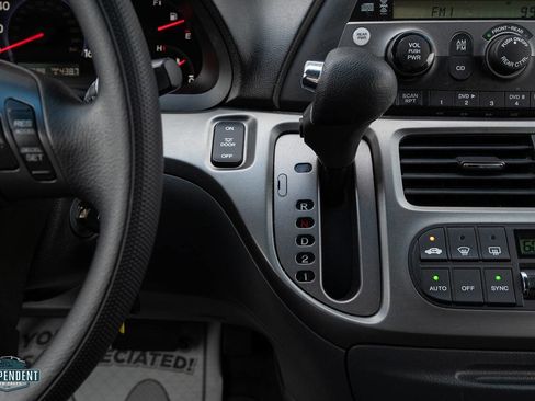 Used 2005 Honda Odyssey EX-L image 28