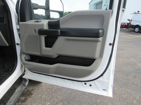 Used 2021 Ford F450 XL w/ Power Equipment Group RWD image 9