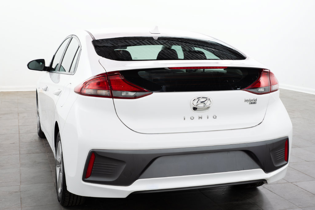 Used 2020 Hyundai Ioniq Blue FWD image 11