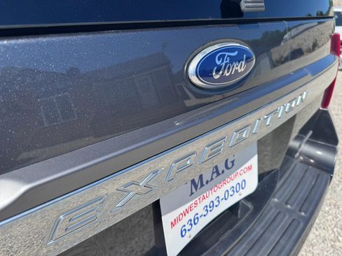 Used 2016 Ford Expedition Limited w/ Equipment Group 301A AWD/4WD image 15