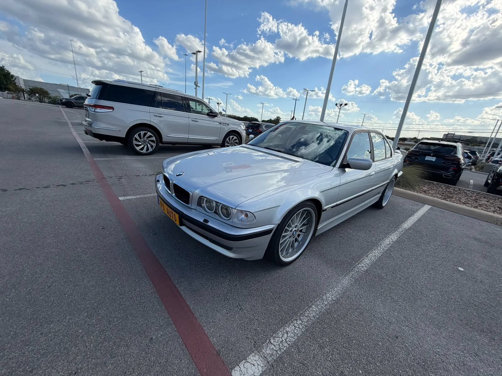 Used 2001 BMW 740i RWD image 7