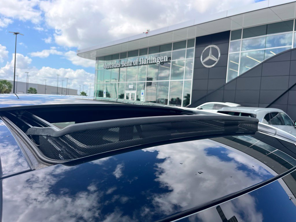 Used 2019 Mercedes-Benz GLC 300 4MATIC image 8