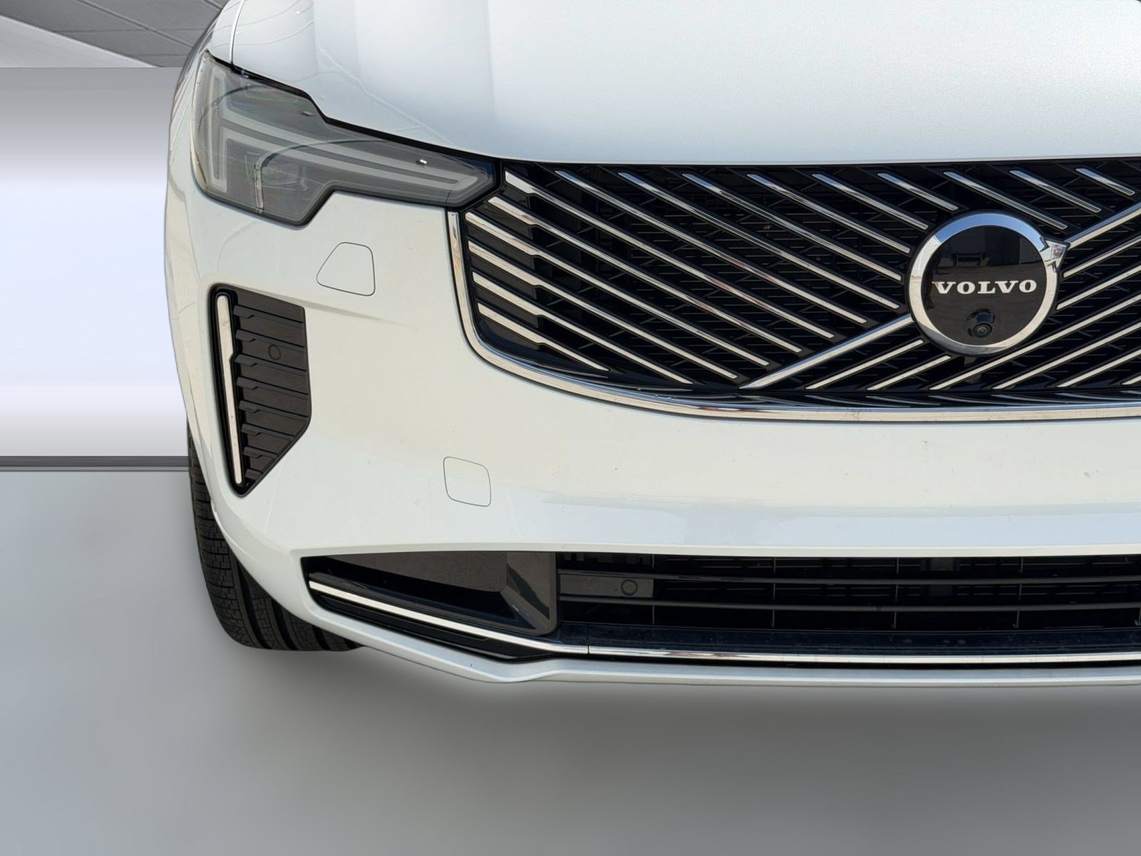 Certified 2026 Volvo XC90 B6 Plus AWD/4WD image 29