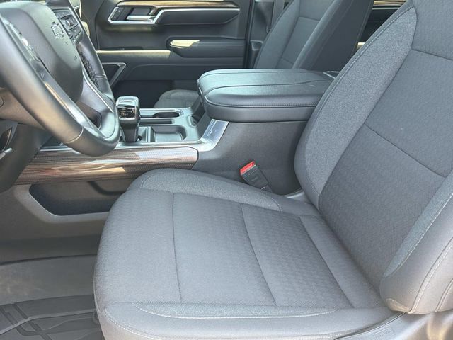 Used 2025 Chevrolet Silverado 1500 RST w/ Convenience Package II AWD/4WD image 21
