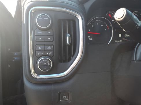 Used 2023 Chevrolet Silverado 2500 LTZ image 20