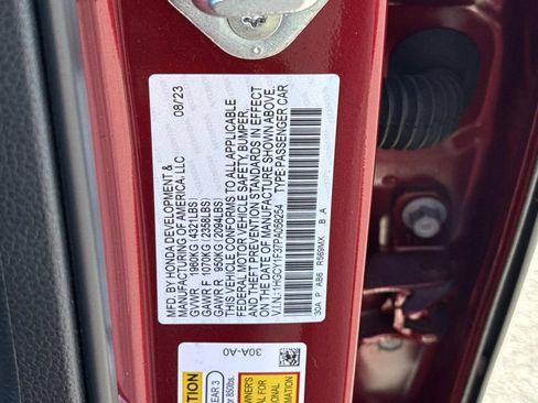 Used 2023 Honda Accord EX image 31
