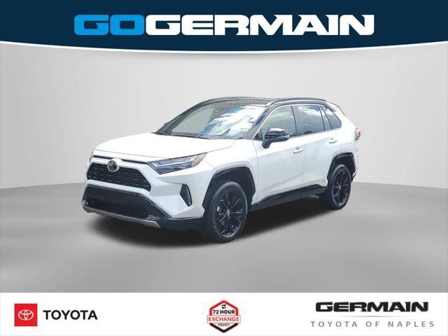 Certified 2025 Toyota RAV4 XSE AWD/4WD image 1