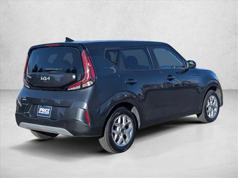 Used 2024 Kia Soul LX w/ Option Group 015 image 5