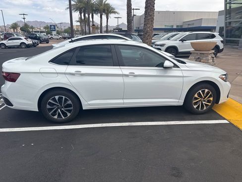 Certified 2023 Volkswagen Jetta S FWD image 4