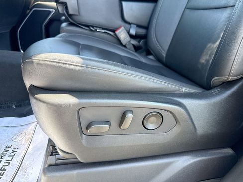 Used 2024 Chevrolet Silverado 2500 LTZ AWD/4WD image 12