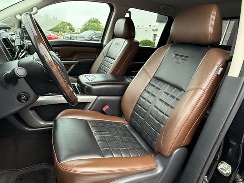 Used 2018 Nissan Titan Platinum Reserve w/ Platinum Utility Package image 14