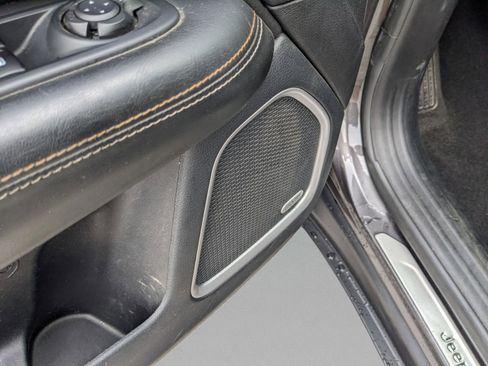 Used 2021 Jeep Compass Latitude w/ Sun and Sound Group image 25