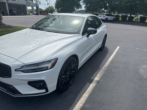 Used 2024 Volvo S60 B5 Plus w/ Climate Package AWD/4WD image 2
