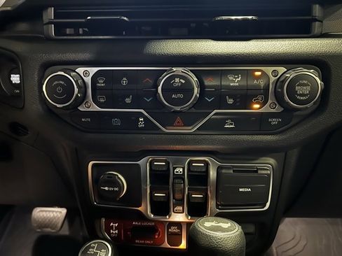 Used 2025 Jeep Wrangler Unlimited Sport S 4xe image 37