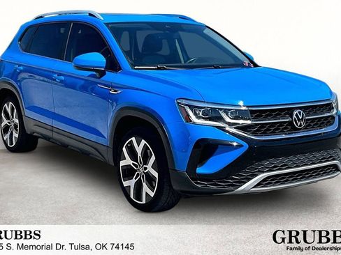 Used 2022 Volkswagen Taos SEL AWD/4WD image 1