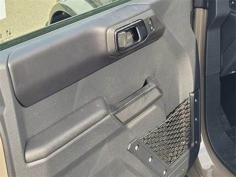 New 2025 Ford Bronco Outer Banks image 8