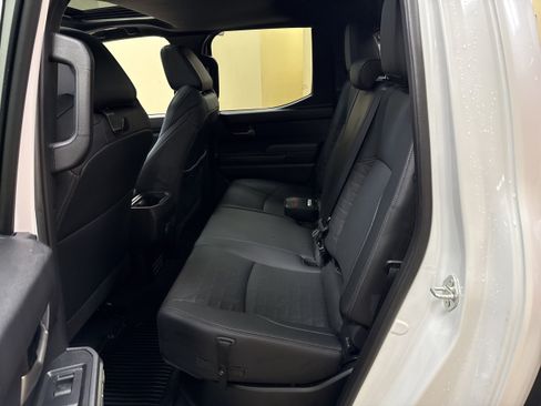 Used 2024 Toyota Tacoma TRD Sport w/ TRD Sport Premium Package AWD/4WD image 7