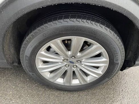 Used 2020 Ford Explorer Limited AWD/4WD image 29