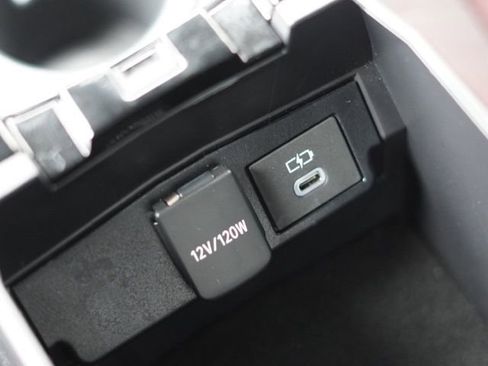Certified 2025 Toyota Corolla SE FWD image 30