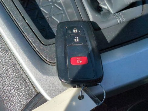 Used 2023 Toyota RAV4 XLE image 28