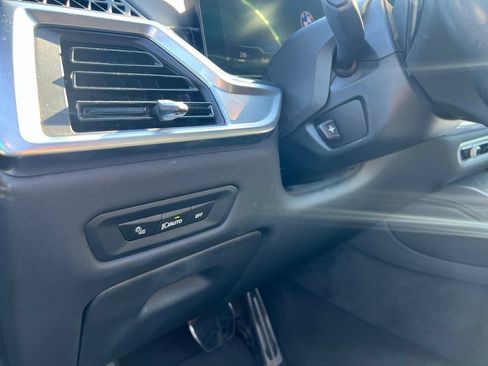 Used 2024 BMW X6 xDrive40i w/ Premium Package AWD/4WD image 22