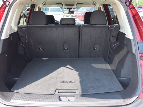 Used 2023 Nissan Rogue SV AWD/4WD image 23