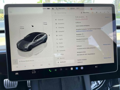 Used 2023 Tesla Model 3 Performance image 8