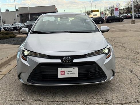 Used 2023 Toyota Corolla LE image 8
