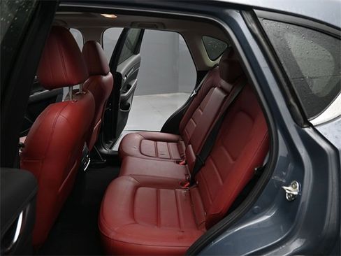 Used 2022 MAZDA CX-5 Carbon Edition image 13