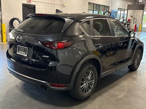 Used 2017 MAZDA CX-5 Touring w/ Preferred Equipment Package AWD/4WD image 4