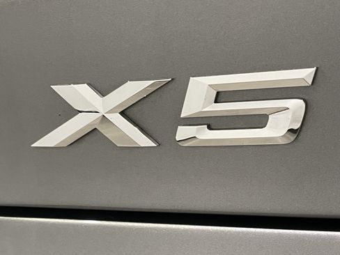 Used 2026 BMW X5 xDrive40i w/ M Sport Package AWD/4WD image 24