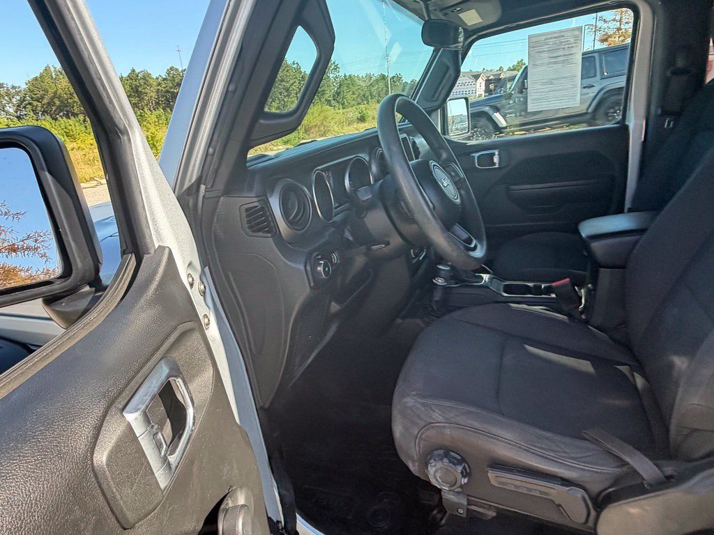 Certified 2023 Jeep Wrangler Sport AWD/4WD image 29