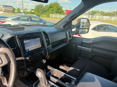 Used 2018 Ford F150 XLT w/ Equipment Group 302A Luxury AWD/4WD image 13