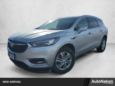 Used 2018 Buick Enclave Essence w/ Trailering Package image 1