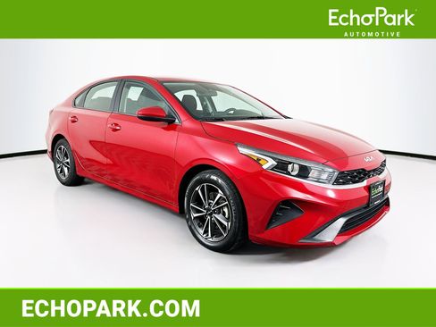 Used 2024 Kia Forte LXS image 1
