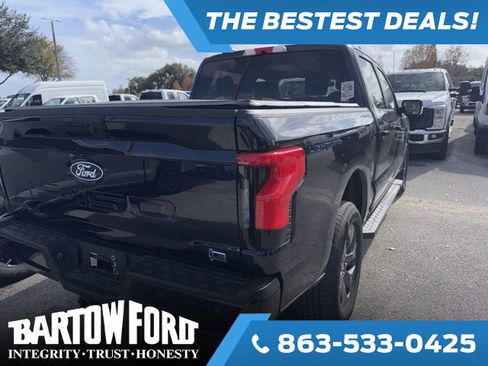 Used 2025 Ford F150 Lightning Flash image 5