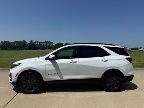 Used 2024 Chevrolet Equinox RS FWD image 9