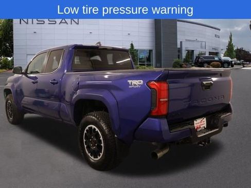 Used 2024 Toyota Tacoma TRD Sport AWD/4WD image 5