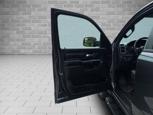 Used 2025 RAM 1500 Tradesman w/ Night Edition AWD/4WD image 11