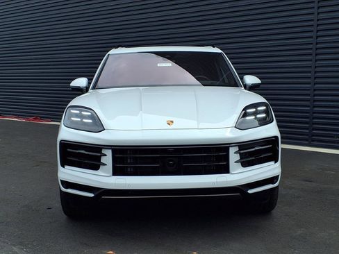 New 2025 Porsche Cayenne E-Hybrid image 30