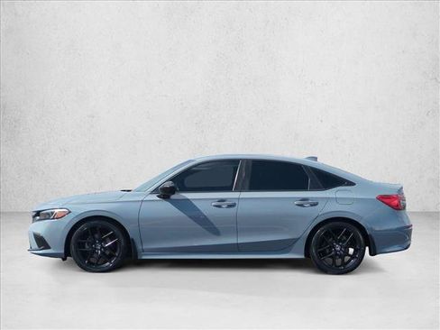 Used 2023 Honda Civic Sport image 9