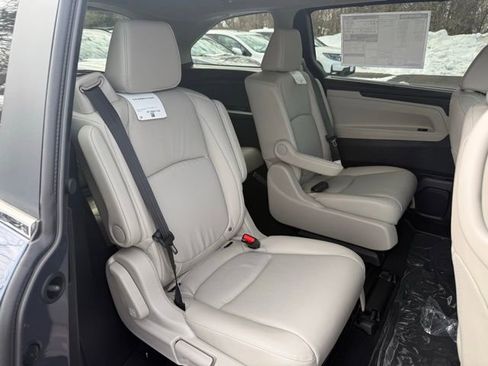 New 2026 Honda Odyssey EX-L image 13