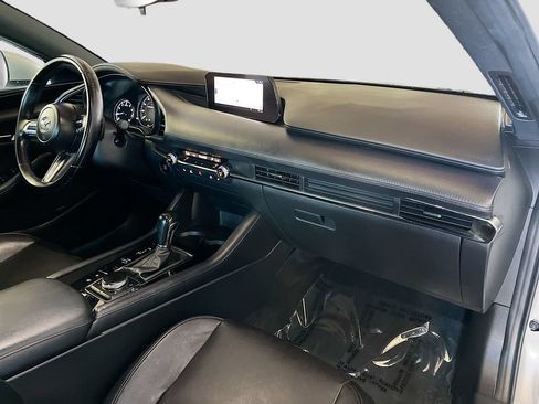 Used 2022 MAZDA MAZDA3 s FWD image 30