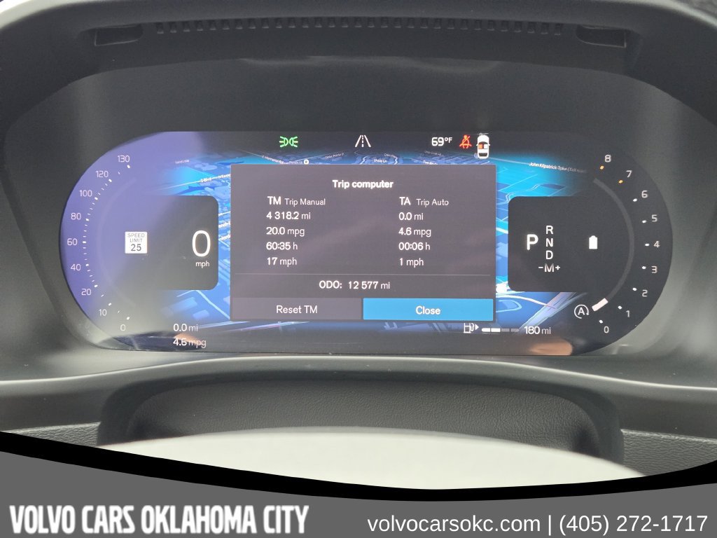 Certified 2024 Volvo XC40 B5 Plus w/ Protection Package Premier AWD/4WD image 16