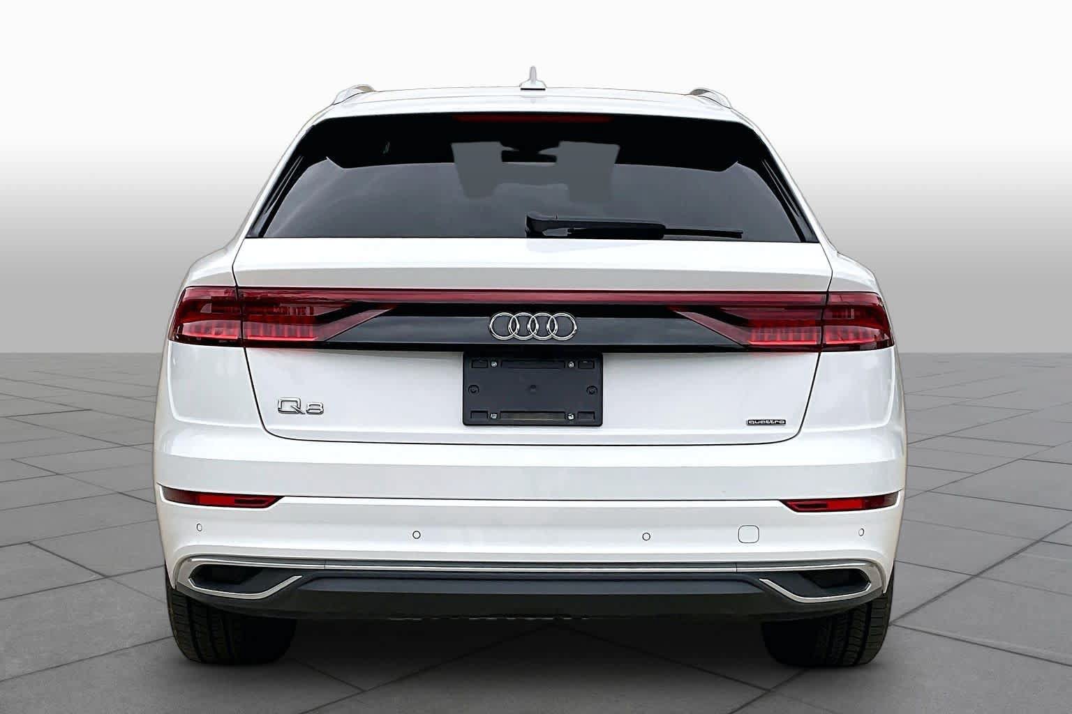 Used 2023 Audi Q8 Premium w/ Convenience Package AWD/4WD image 5