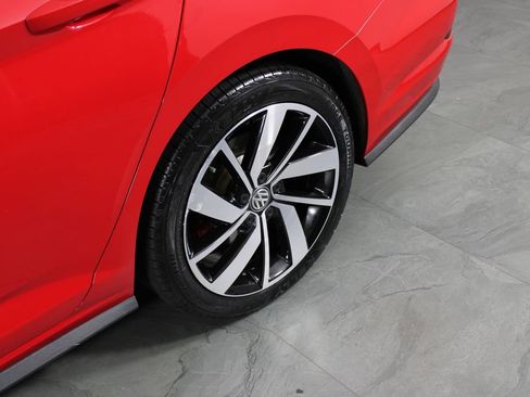 Used 2021 Volkswagen Jetta GLI image 12