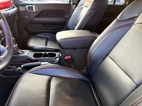 Used 2022 Jeep Gladiator Rubicon w/ LED Lighting Group image 11