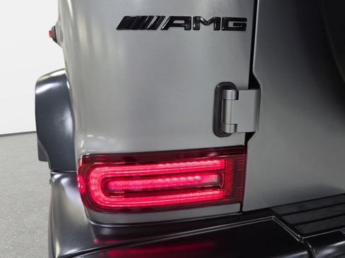 Certified 2021 Mercedes-Benz G 63 AMG 4MATIC image 31